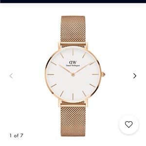 Like NEW Daniel Wellington petite melrose 24mm rose gold stainless steel watch